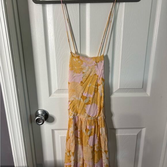MinkPink Yellow Floral Strappy Maxi Dress Size Large - Picture 3 of 6